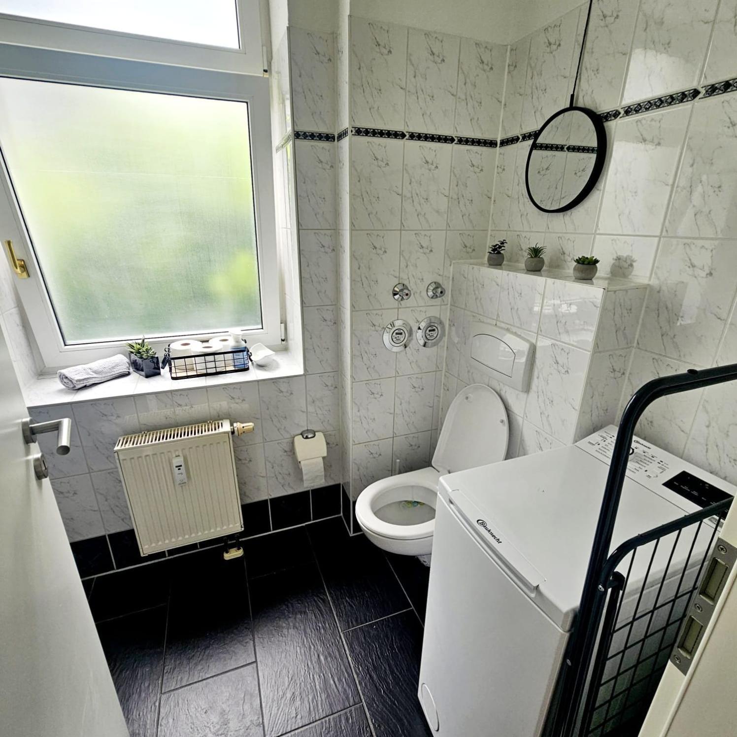 The World, Stilvolles Apartment, Stadtzentral, Parking Free, Late Check In Magdeburg Exterior foto